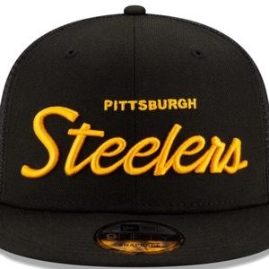 NEW ERA SNAPBACK WOOL PITTSBURGH STEELERS CAP. NEVER WORN. ONE SIZE FITS ALL.